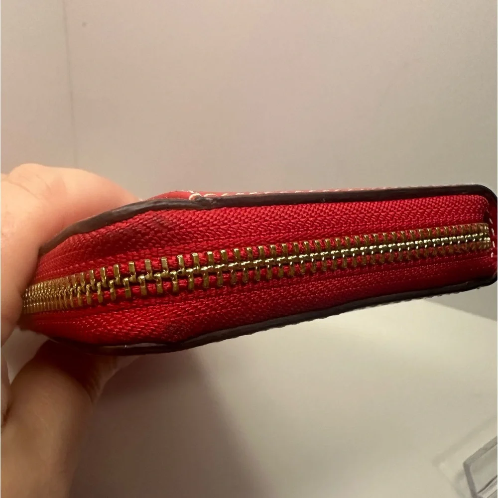 Kate Spade EUC Red Grained Leather Neda Wellesley Zip Around Wallet